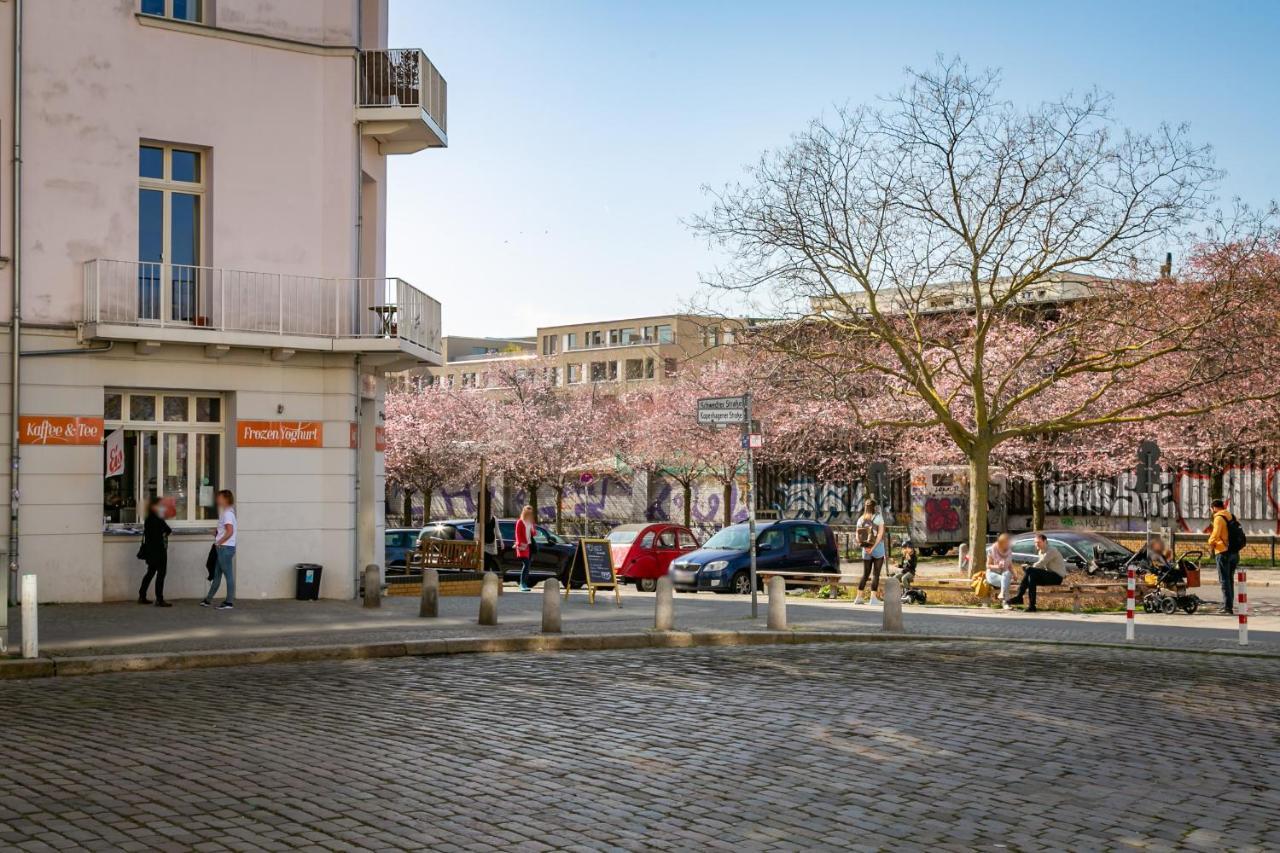 Spacious Apartment In Hemholtzkiez Prenzlauer Berg For 8 People Hiddenseer 베를린 외부 사진